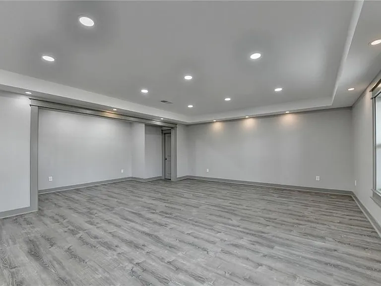 7410 Ansley View Ln — Photo 76