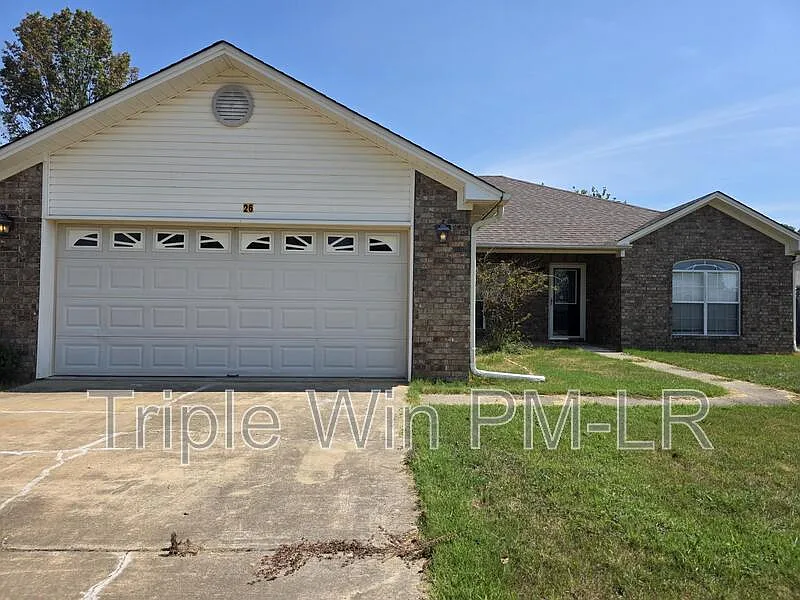 3 bed, 2.0 bath, 1698 sqft, $1,900 — Photo 2