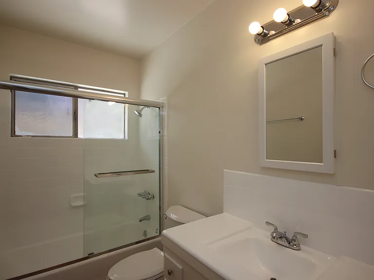 1170 Huntington Dr #A8 — Photo 12