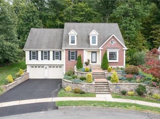 16 Summer Wind, Cromwell, CT 06416
