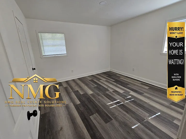 3084 Fleetwood Dr — Photo 6