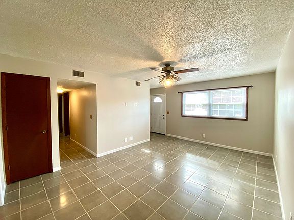 2nd image of 1104 Sunnyside Ave