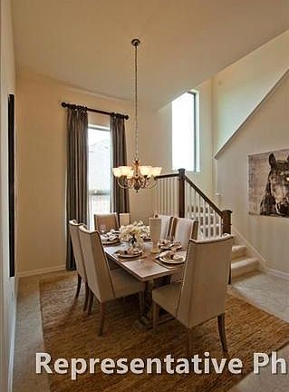 5th image of 9006 Maureens Pond