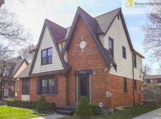 7562 Grand Ave, Kansas City, MO 64114