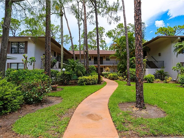 1765 Courtyard Way #C-104 — Photo 3