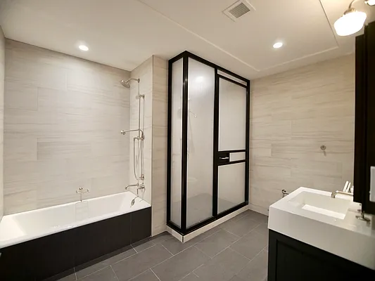 Rented by Extell Marketing Group LLC | media 23