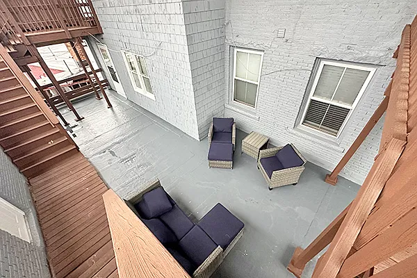 278 Cabot St #4 — Photo 10