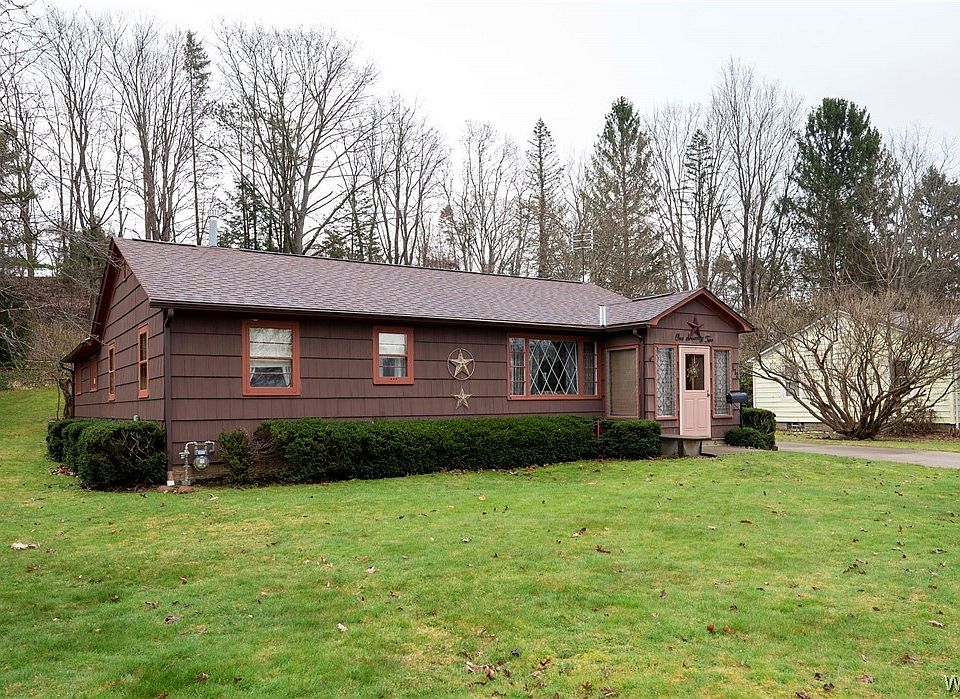 172 Mill St, Springville, NY 14141 Zillow