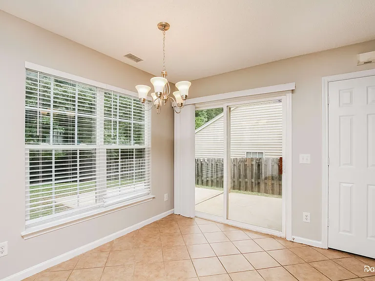 5008 Deerton Rd — Photo 6
