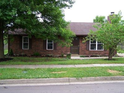 3480 Royal Wood Rd, Lexington, KY, 40515