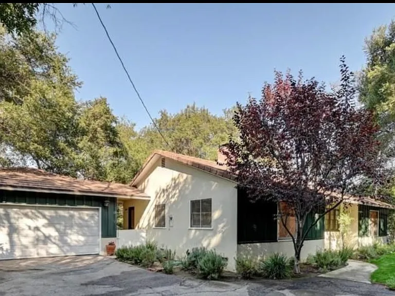 530 Mesa Lila Rd — Photo 2