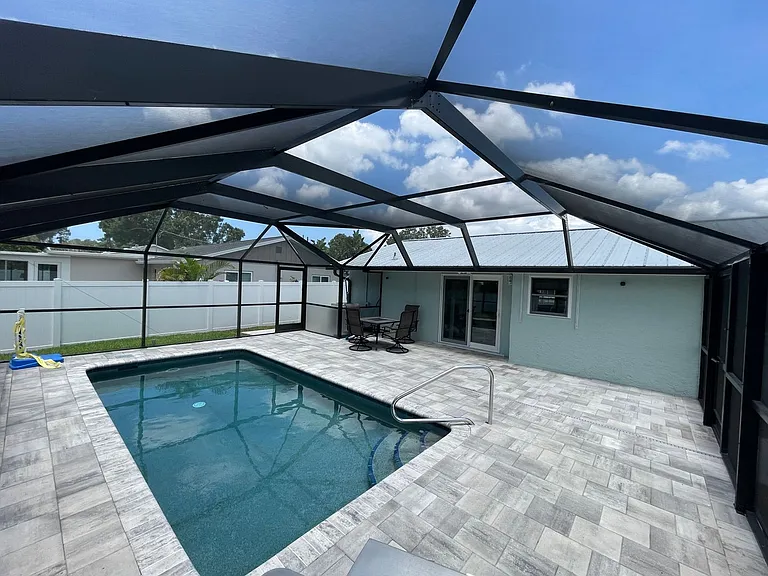 3410 Bay St — Photo 28