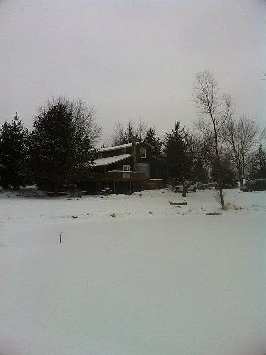 975 Lockwood Rd photo 1
