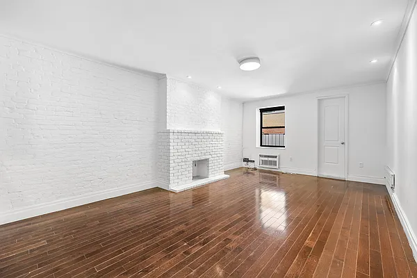 Rented by Compass | media 6