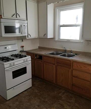 5th image of 2218 Horton Ave SE