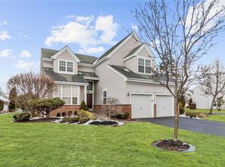 1 Devon Ct, Monroe Township, NJ 08831