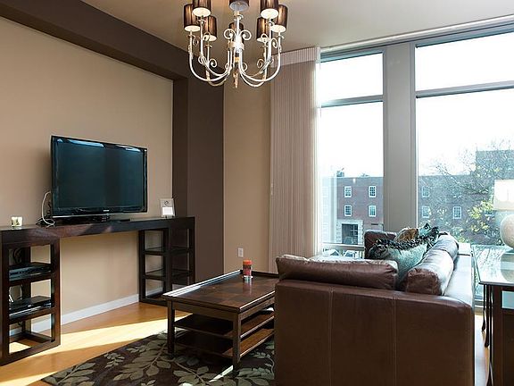3rd image of 1920 20th Ave S #404