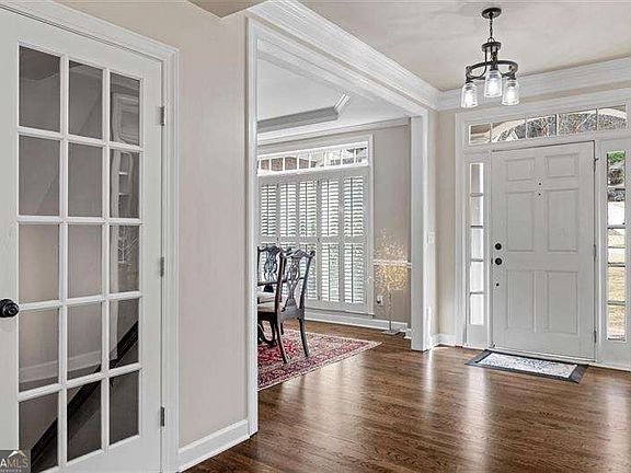 4th image of 658 Vinings Estates Dr SE