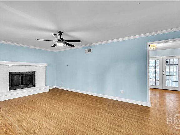 4th image of 406 Briarcliff Circle