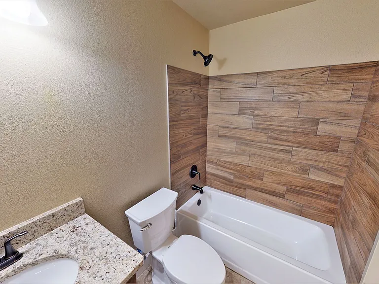 806 Brook Dr — Photo 16