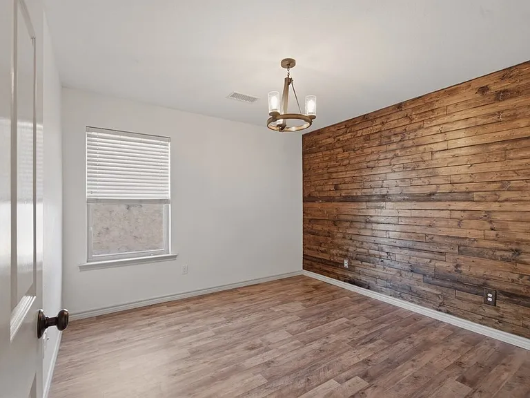 1118 Cedar Creek Rd — Photo 26