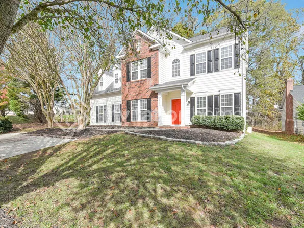 1721 Josie St, Charlotte, NC 28213