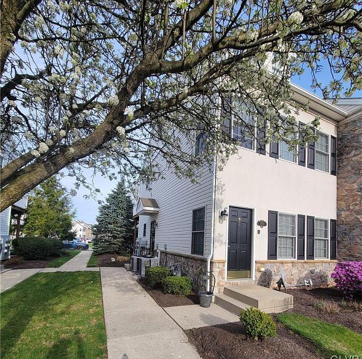 1st image of 1783 Chateau Pl APT A