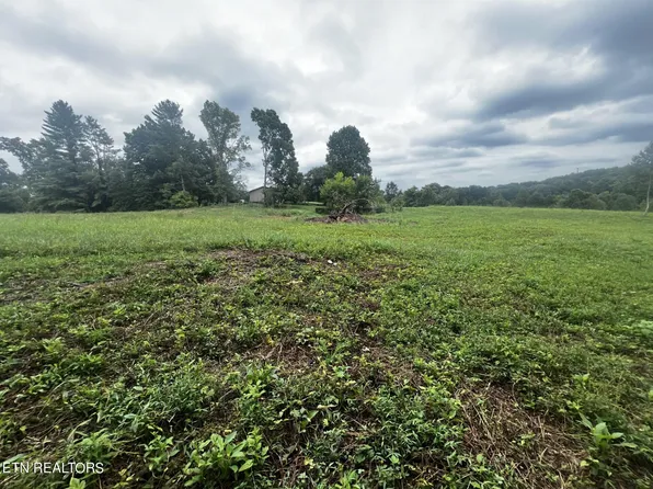 190 Copenhaver Rd, Lenoir City, TN 37771