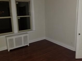1529 W Pratt Blvd, Chicago, IL 60626
