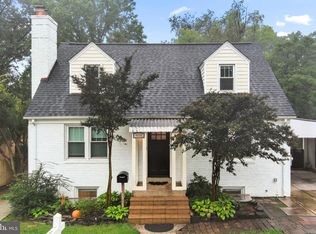 408 S George Mason Dr, Arlington, VA 22204