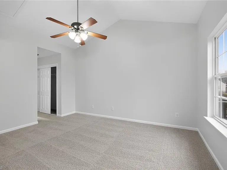 213 Nighthawk Pl — Photo 12