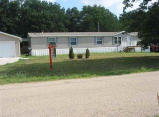 1004 Fur Ave, Wisconsin Dells, WI 53965