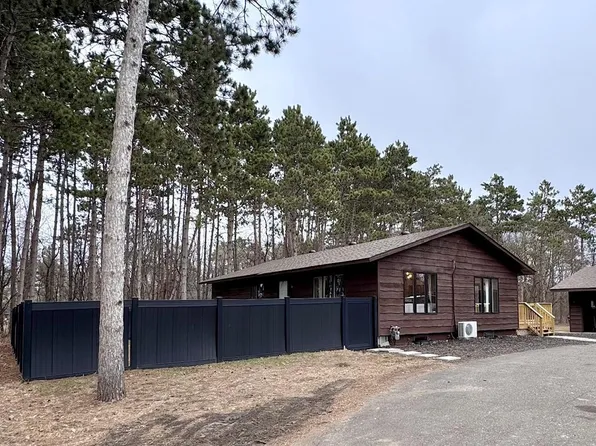 17992 Riverwood Dr, Little Falls, MN 56345