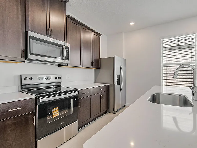 4512 Homestead Trl — Photo 8