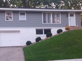8410 Upper 206th St W, Lakeville, MN 55044