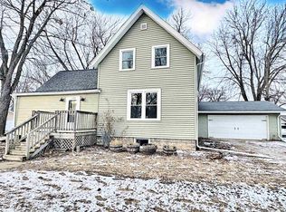302 Hewitt St, Neenah, WI 54956
