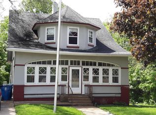 2028 Market St, Peru, IL 61354