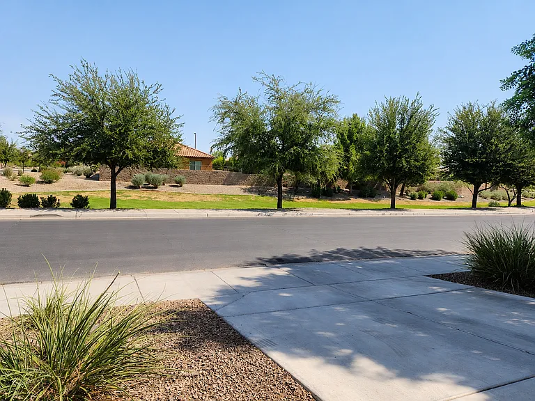 3693 E Rakestraw Ln — Photo 29