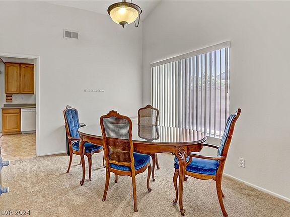 5th image of 4424 Tennyson Dr