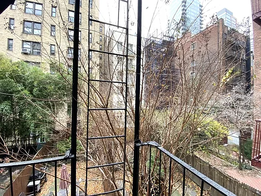 Rented by Douglas Elliman | media 9