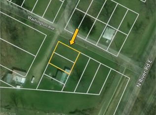 Dixon Blvd, Zanesville, OH 43701