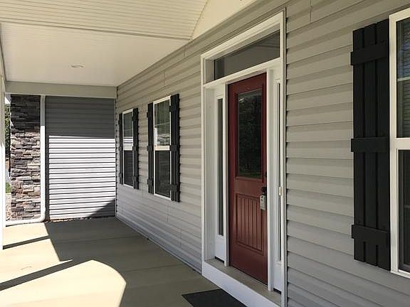 2nd image of 27680 Glebe Farm Ln