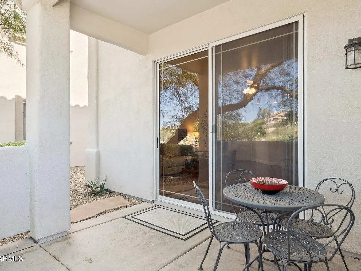 2 bed, 2.0 bath, 1188 sqft, $2,700 — Photo 2