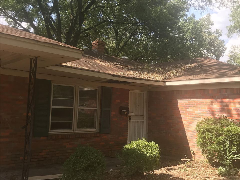 2nd image of 1371 Cherry Rd
