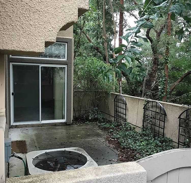 2nd image of 1506 Legacy Way