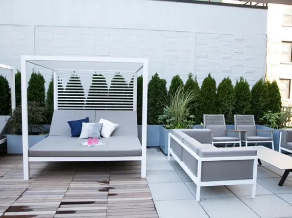 561 10th Avenue image 11 of 38