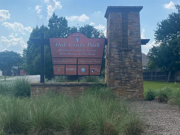 1514 Dublin Cir — Photo 15