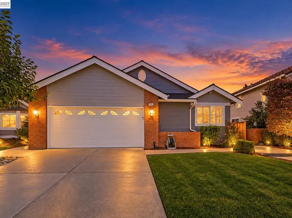 35615 Barnard Dr, Fremont, CA 94536