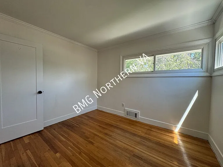 1909 Rollins Dr — Photo 50