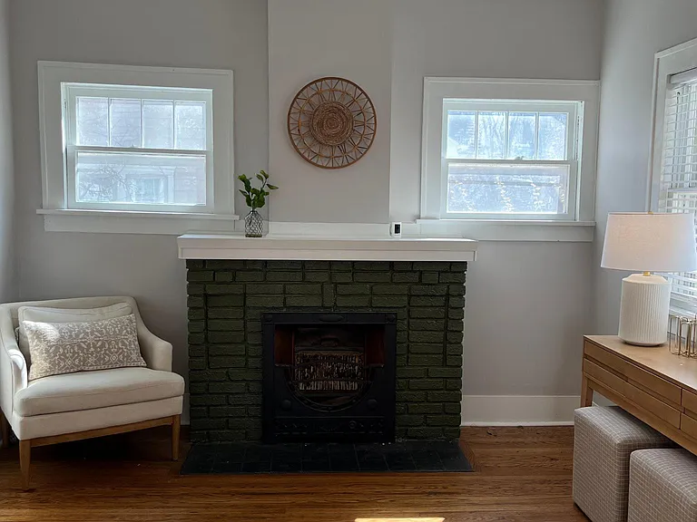 1242 N Coolidge Ave — Photo 5
